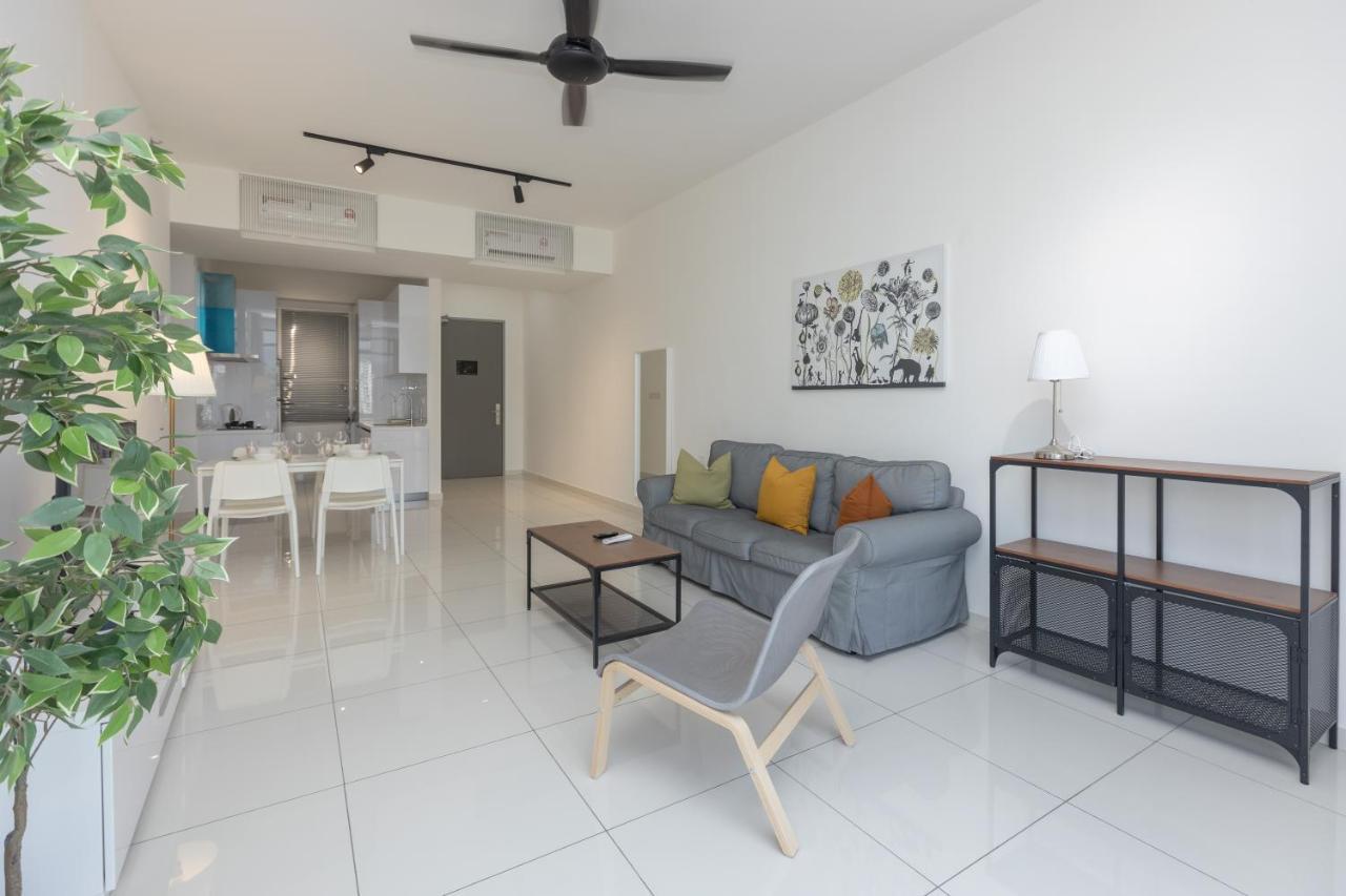 Beacon Executive Suite Penang Джорджтаун Екстер'єр фото